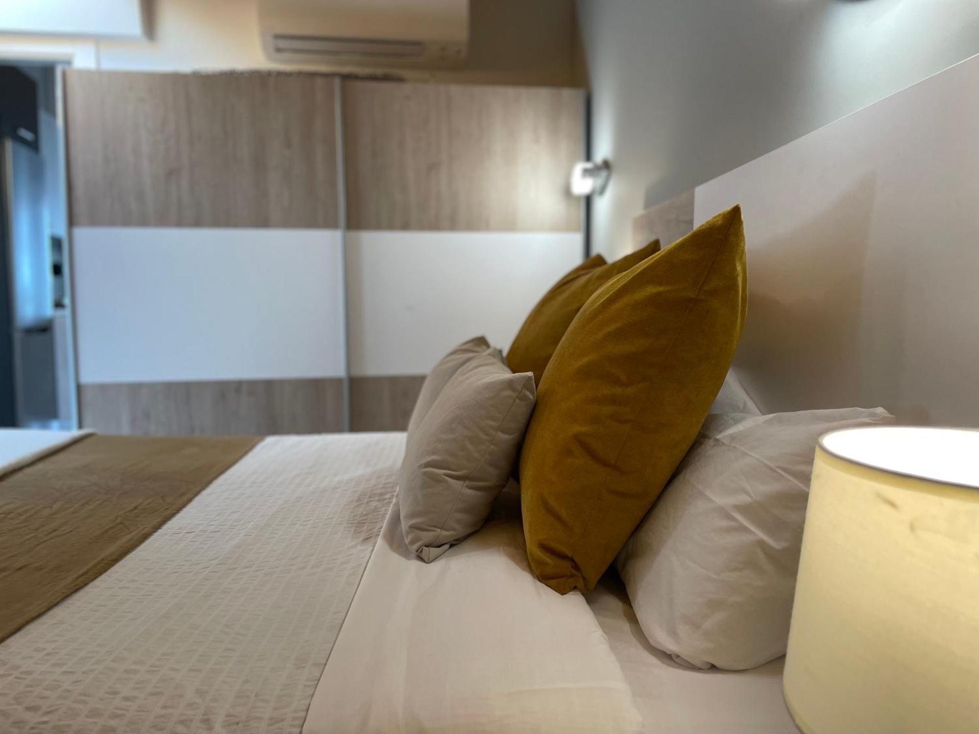 Apartamentos Aranda - Atico Duero Aranda de Duero Eksteriør bilde