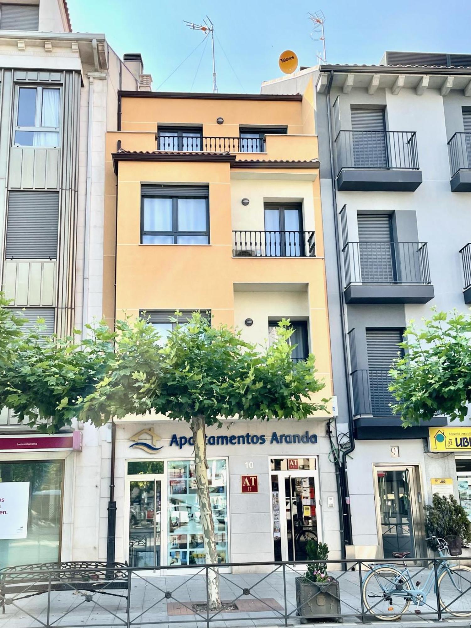 Apartamentos Aranda - Atico Duero Aranda de Duero Eksteriør bilde